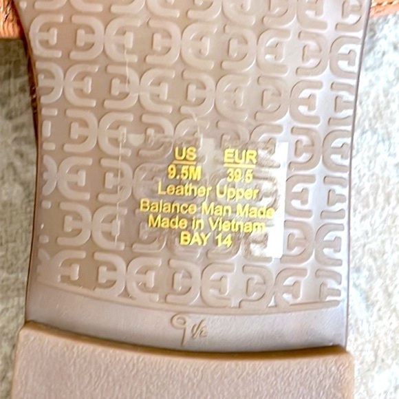 Brand New Sam Edelman Genuine Leather Sandals Cognac w/ Gold Tone Studs - Picture 9 of 14